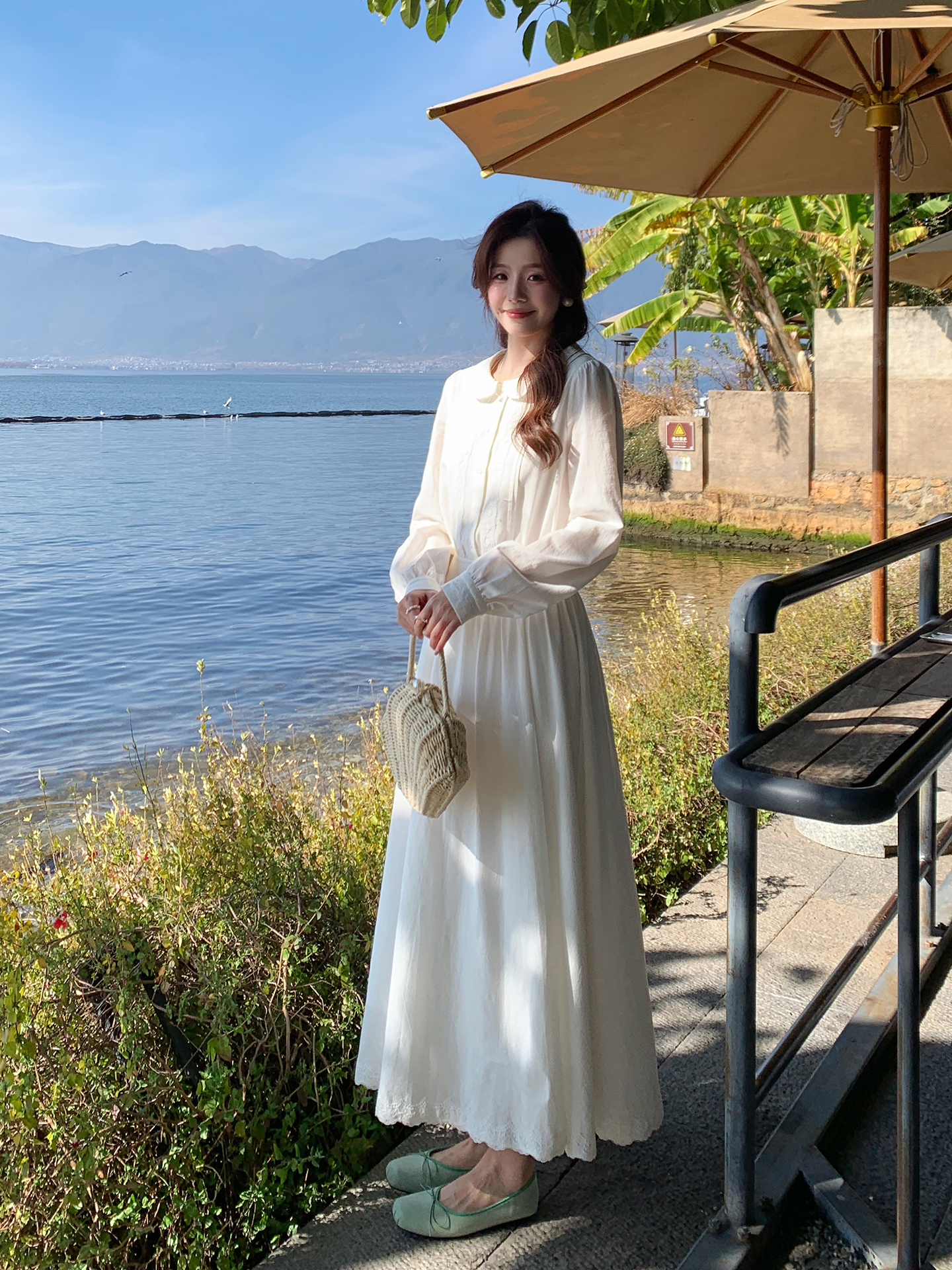 The Korean Lifestyle - Elegant Korean Style Sweet Feeling Embroidered