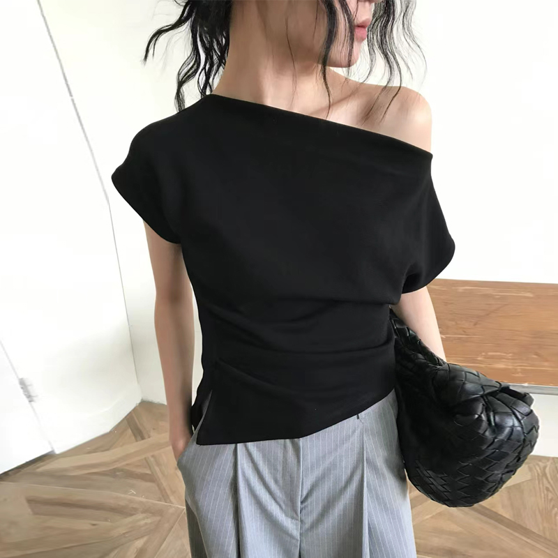 Elegant One-Shoulder Design Se - огляд і ціна The Korean Lifestyle